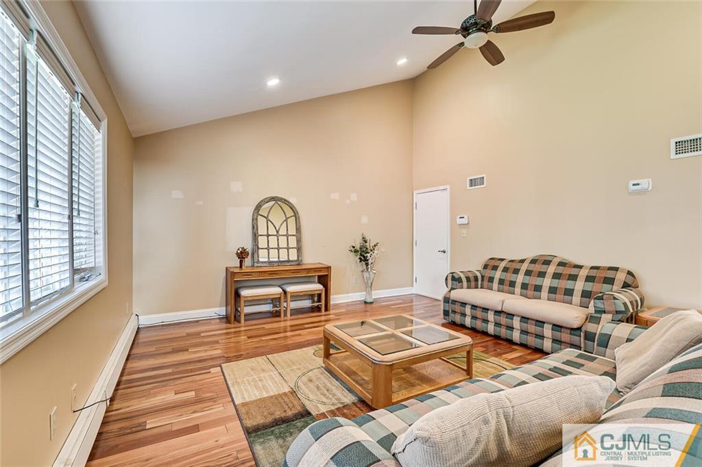 64 Dellwood Road Edison, NJ 08820 - Photo 13 of 37 Gallery Image 13