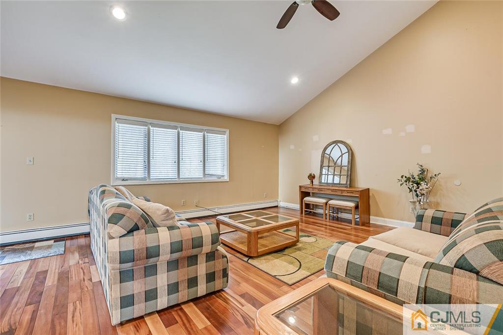 64 Dellwood Road Edison, NJ 08820 - Photo 14 of 37 Gallery Image 14