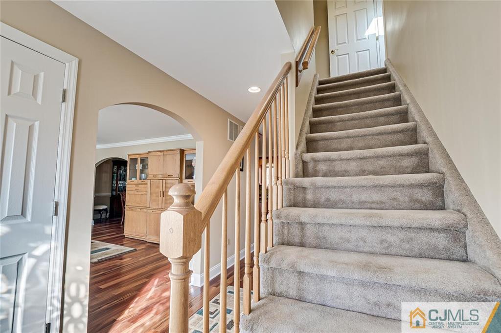 64 Dellwood Road Edison, NJ 08820 - Photo 18 of 37 Gallery Image 18
