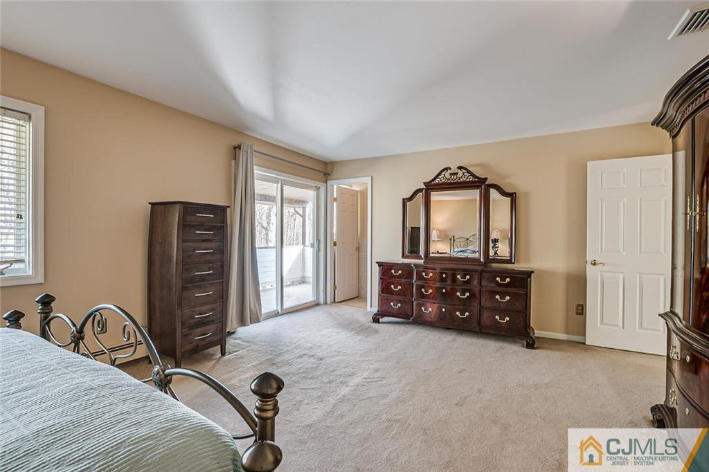 64 Dellwood Road Edison, NJ 08820 - Photo 20 of 37 Gallery Image 20