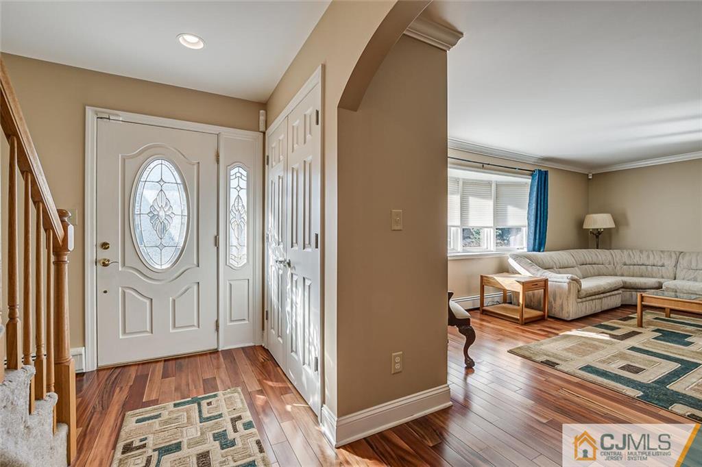 64 Dellwood Road Edison, NJ 08820 - Photo 3 of 37 Gallery Image 3