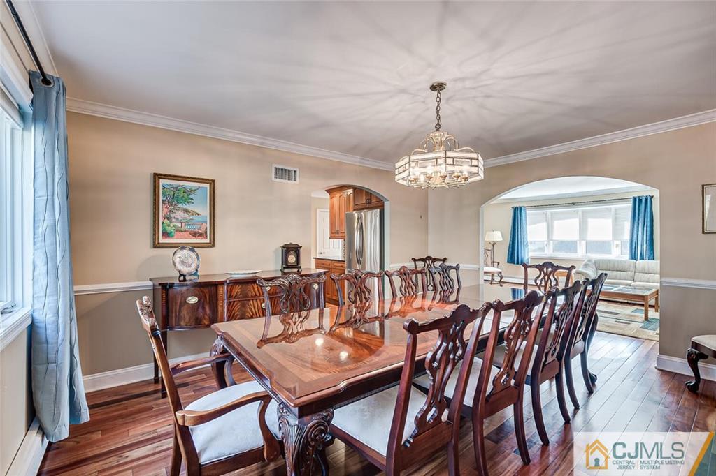 64 Dellwood Road Edison, NJ 08820 - Photo 8 of 37 Gallery Image 8