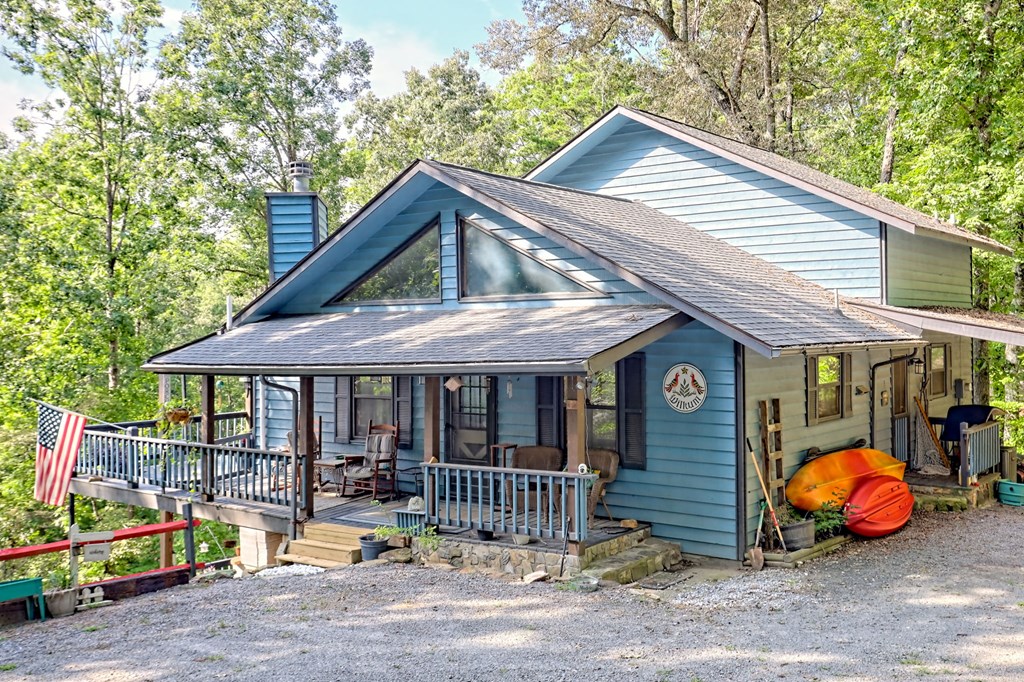 773 Rolling Oaks Road Murphy, NC 28906 - Photo 62 of 72 a front view of a house with garden