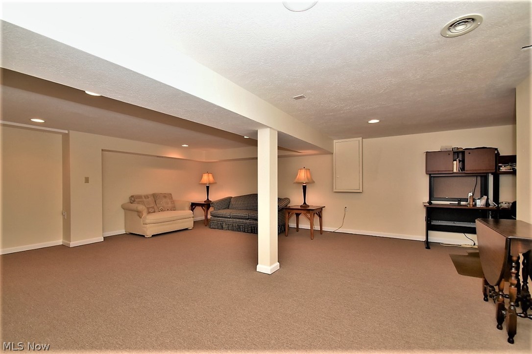 6005 Liberty Road Solon, OH 44139 - Photo 20 of 25