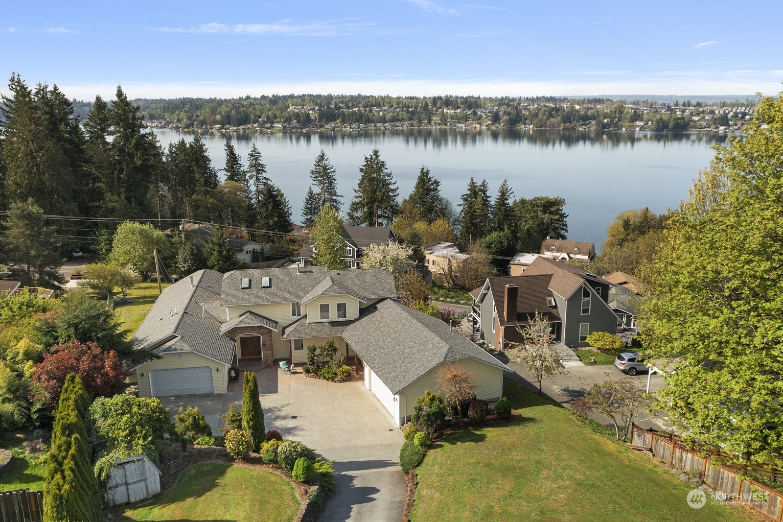 10832 Willow Road Lake Stevens, WA 98258 - Photo 4 of 40 Gallery Image 4
