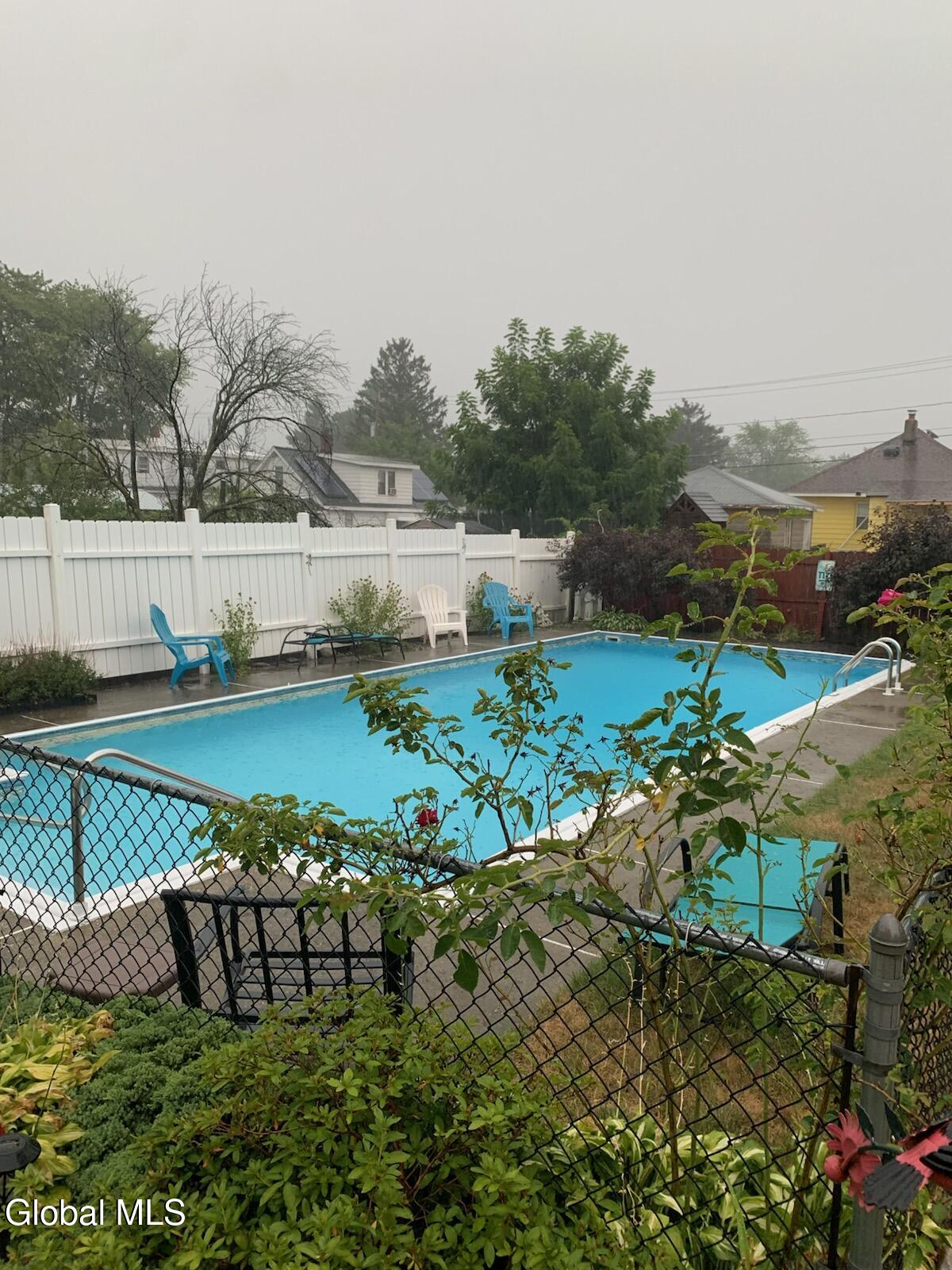 3 Brigadier Street Colonie, NY 12205 - Photo 8 of 41 681342522