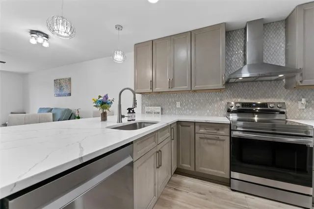 $2,200 | 8150 Brent Street, Unit 725, Port Richey, FL 34668