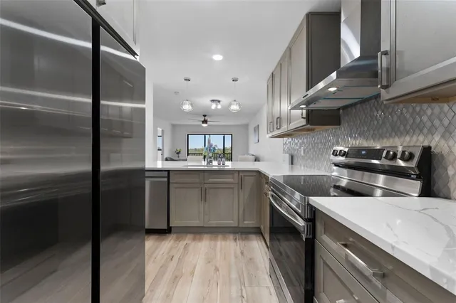 $2,200 | 8150 Brent Street, Unit 725, Port Richey, FL 34668