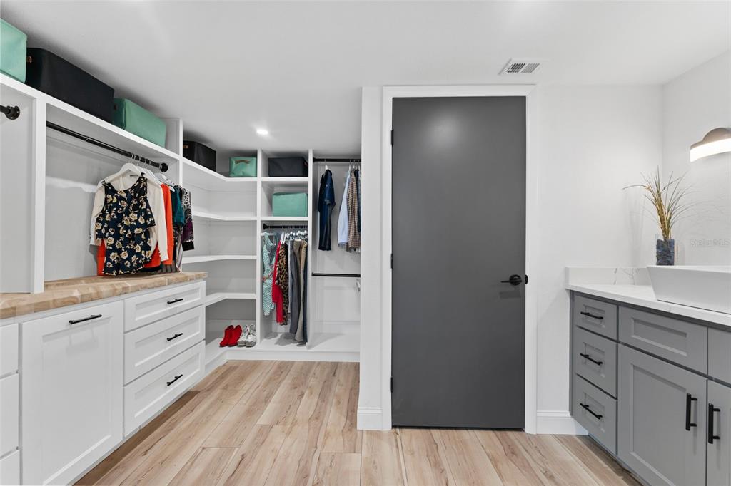 8150 Brent Street, Unit 725 Port Richey, FL 34668 - Photo 17 of 32