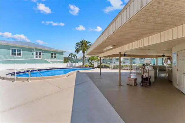 $2,200 | 8150 Brent Street, Unit 725, Port Richey, FL 34668