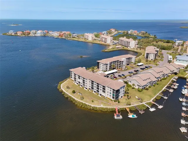 $2,200 | 8150 Brent Street, Unit 725, Port Richey, FL 34668