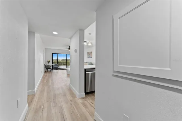 $2,200 | 8150 Brent Street, Unit 725, Port Richey, FL 34668