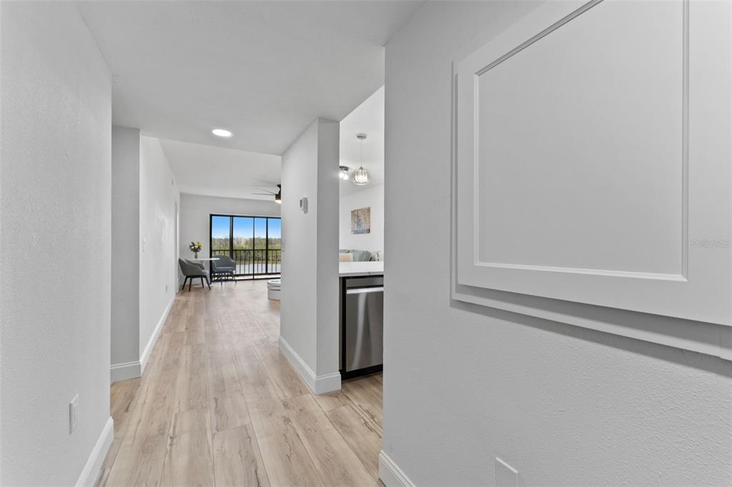 8150 Brent Street, Unit 725 Port Richey, FL 34668 - Photo 4 of 32