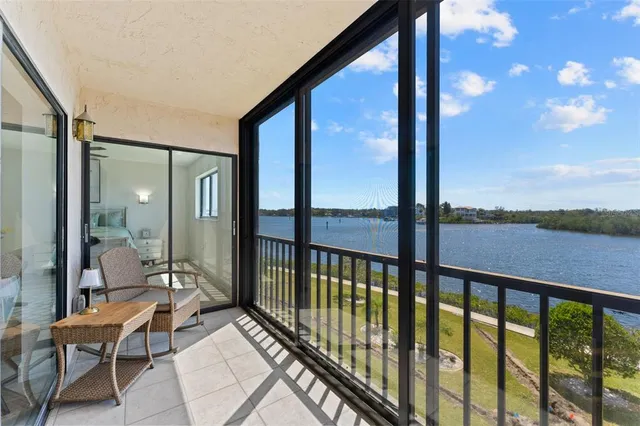 $2,200 | 8150 Brent Street, Unit 725, Port Richey, FL 34668