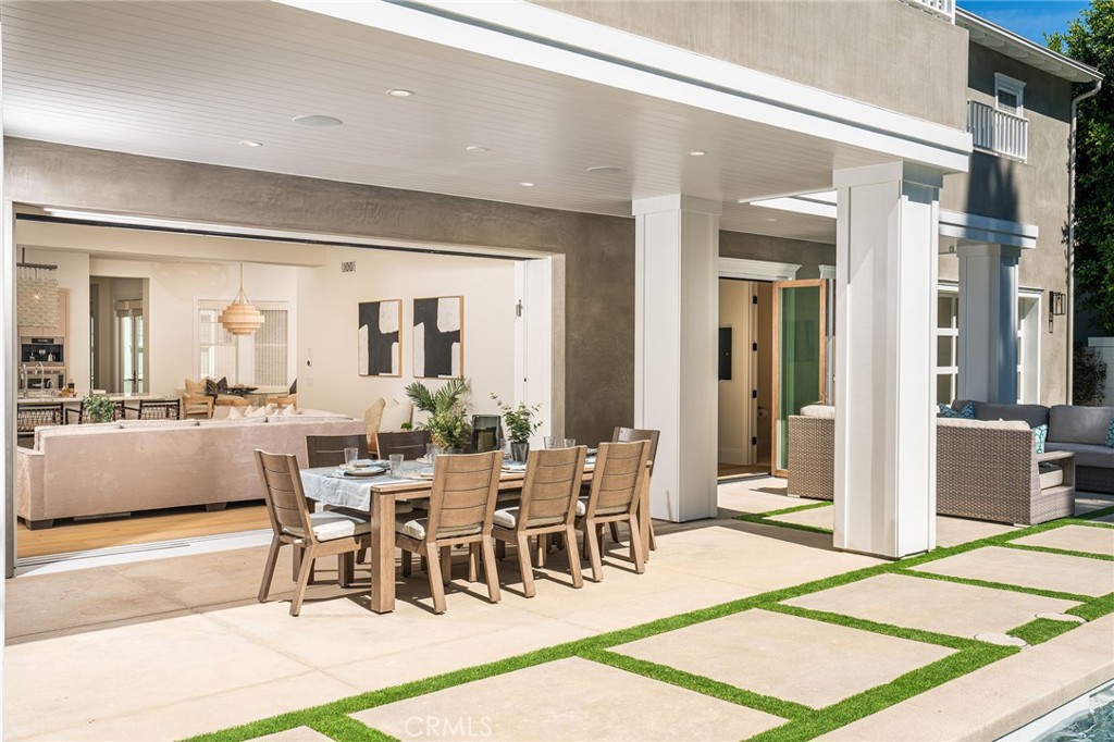 17 Boardwalk Newport Beach, CA 92660 - Photo 45 of 58 a view of a dining room with furniture