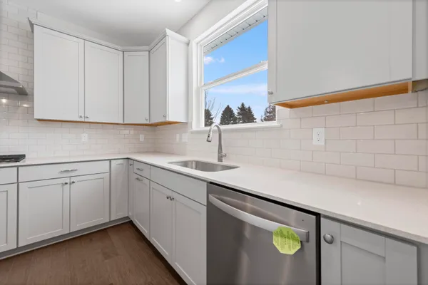 $799,750 | 28510 Coyote Court, New Hudson, MI 48165