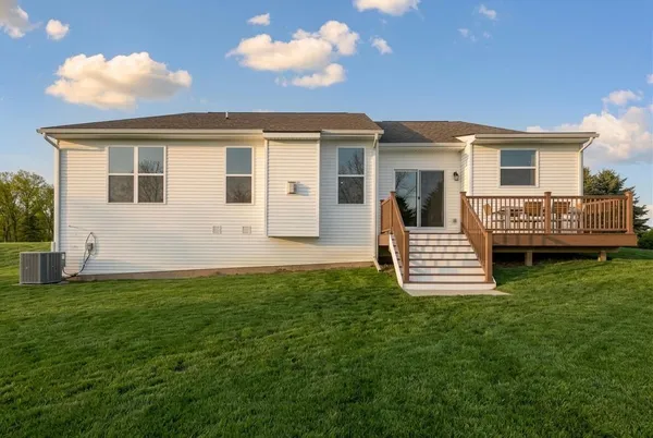 $799,750 | 28510 Coyote Court, New Hudson, MI 48165