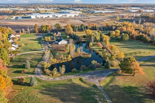 $799,750 | 28510 Coyote Court, New Hudson, MI 48165