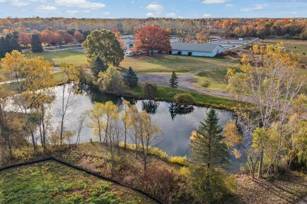 $799,750 | 28510 Coyote Court, New Hudson, MI 48165