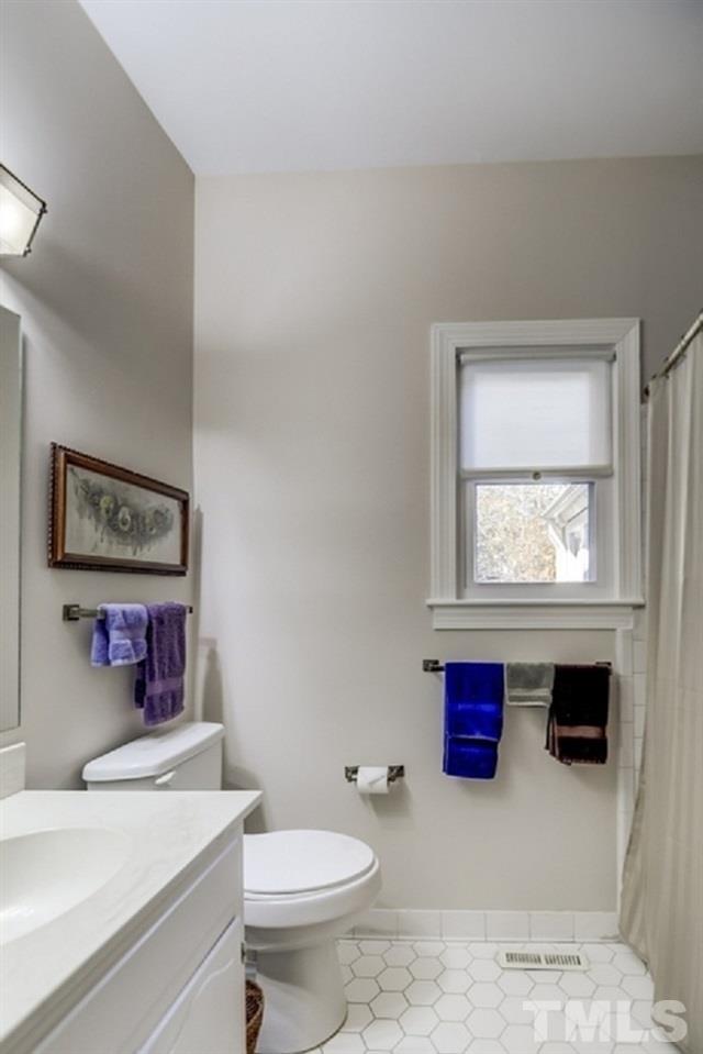 5805 Sentinel Drive Raleigh, NC 27609 - Photo 11 of 12