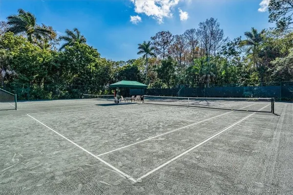 a view of a tennis court
