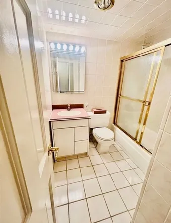 $4,300 | 9 Hawthorne Place, Unit 14N, Boston, MA 02114