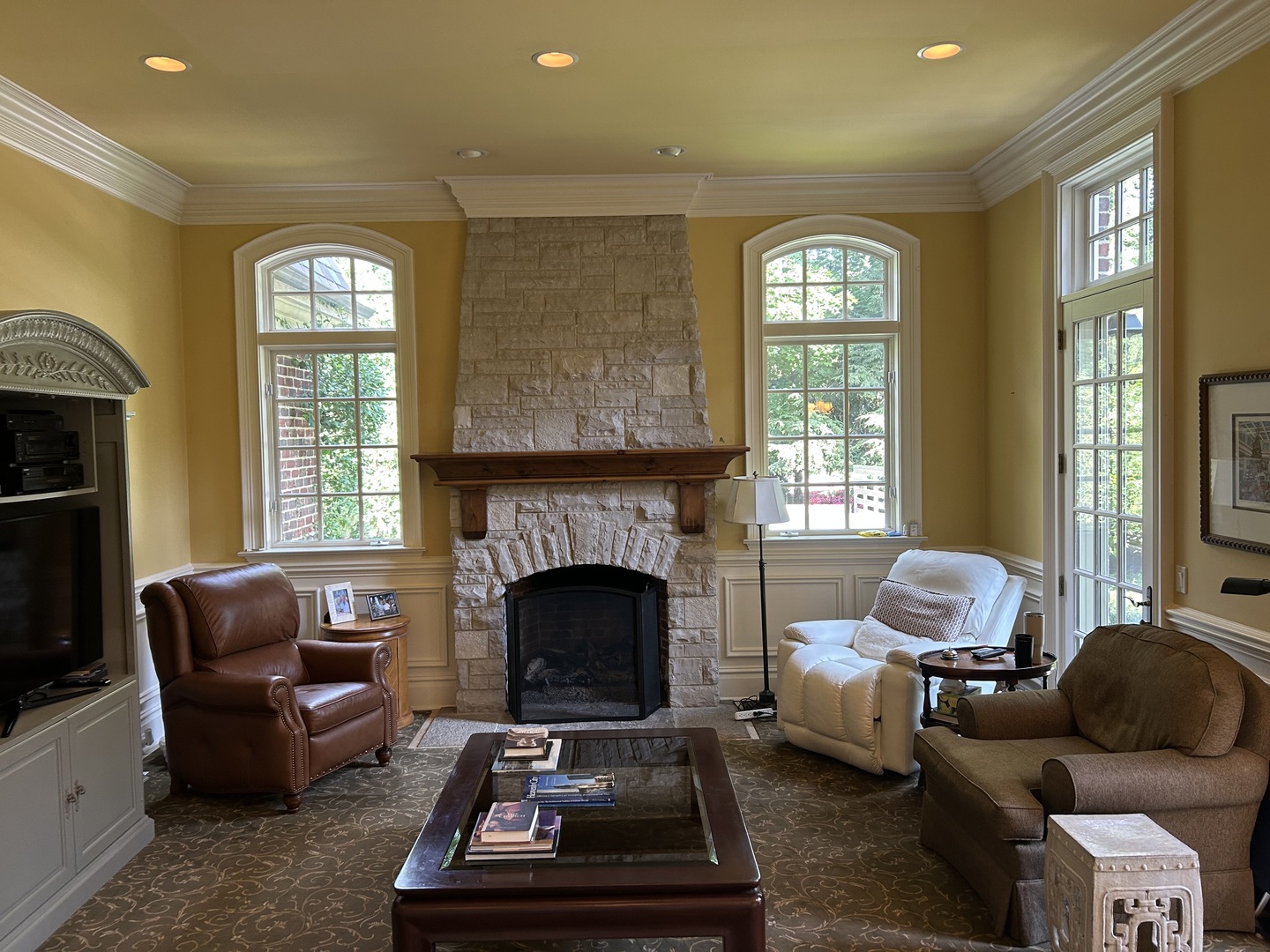 787 East Deerpath Road Lake Forest, IL 60045 - Photo 4 of 7 Gallery Image 4