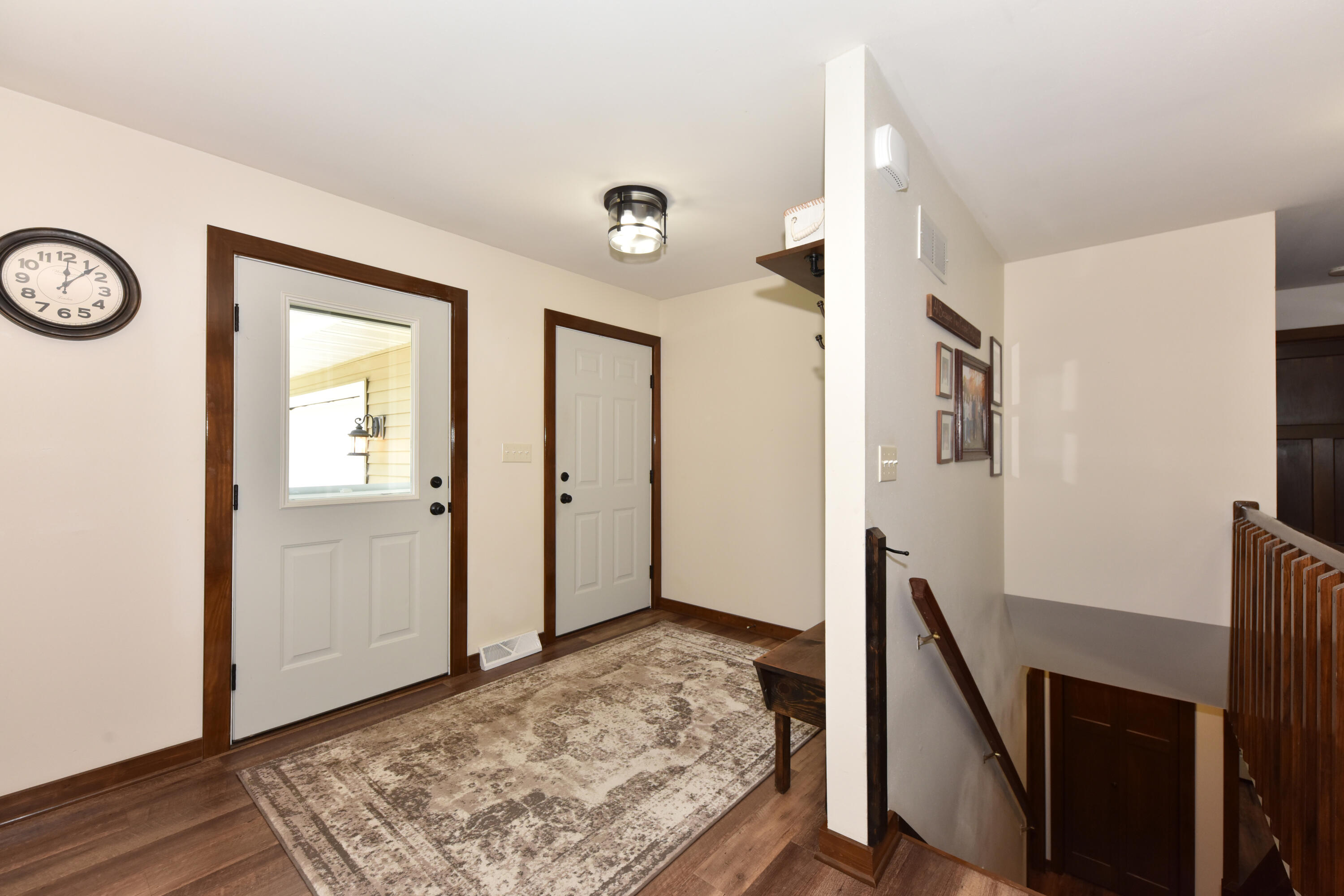 N3222 Jefferson Road Rubicon, WI 53078 - Photo 2 of 41 Entryway