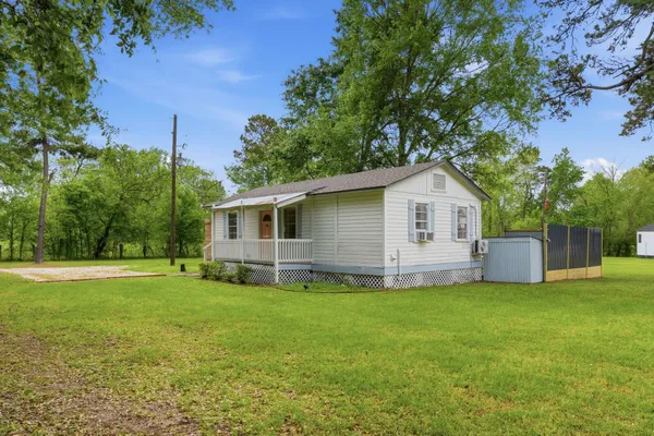 $1,450 | 11757 Calvary Road, Willis, TX 77318
