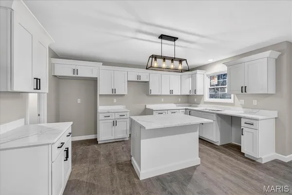 $550,000 | 1219 Ole Town Bridge Drive, O'Fallon, IL 62269