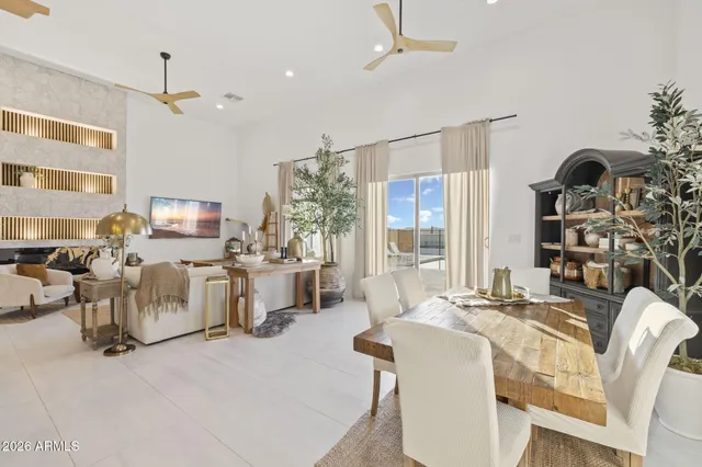 $899,000 | 25937 Ravina Lane, Morristown, AZ 85342