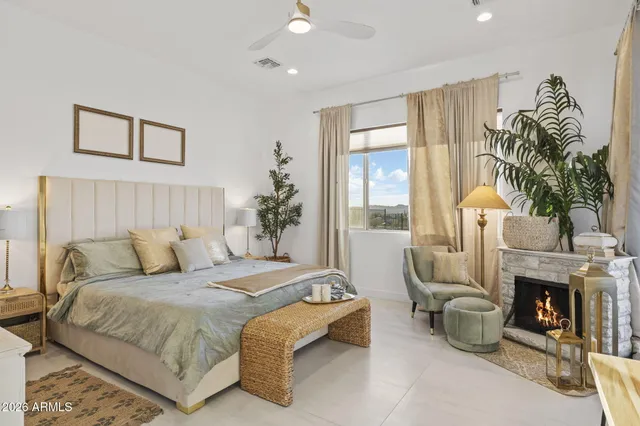 $899,000 | 25937 Ravina Lane, Morristown, AZ 85342