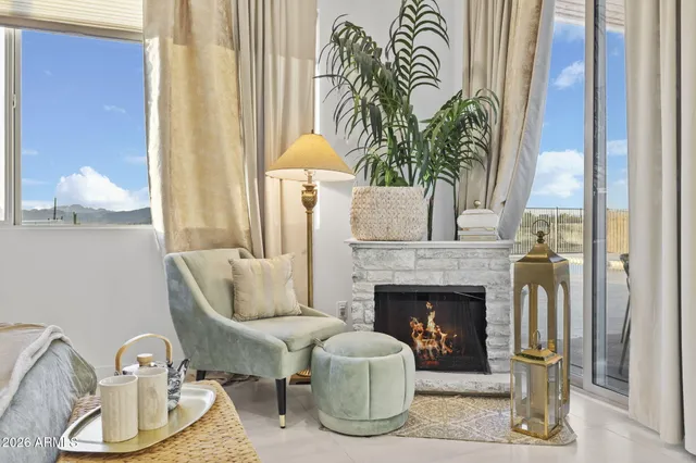 $899,000 | 25937 Ravina Lane, Morristown, AZ 85342