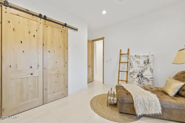 $899,000 | 25937 Ravina Lane, Morristown, AZ 85342