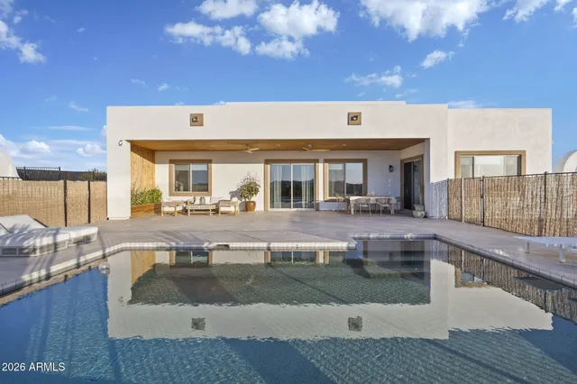 $899,000 | 25937 Ravina Lane, Morristown, AZ 85342