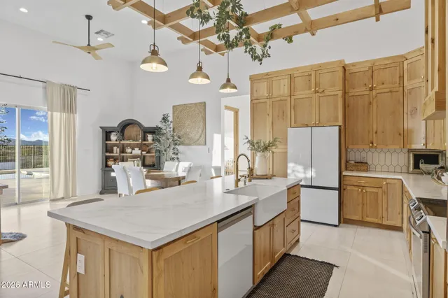 $899,000 | 25937 Ravina Lane, Morristown, AZ 85342