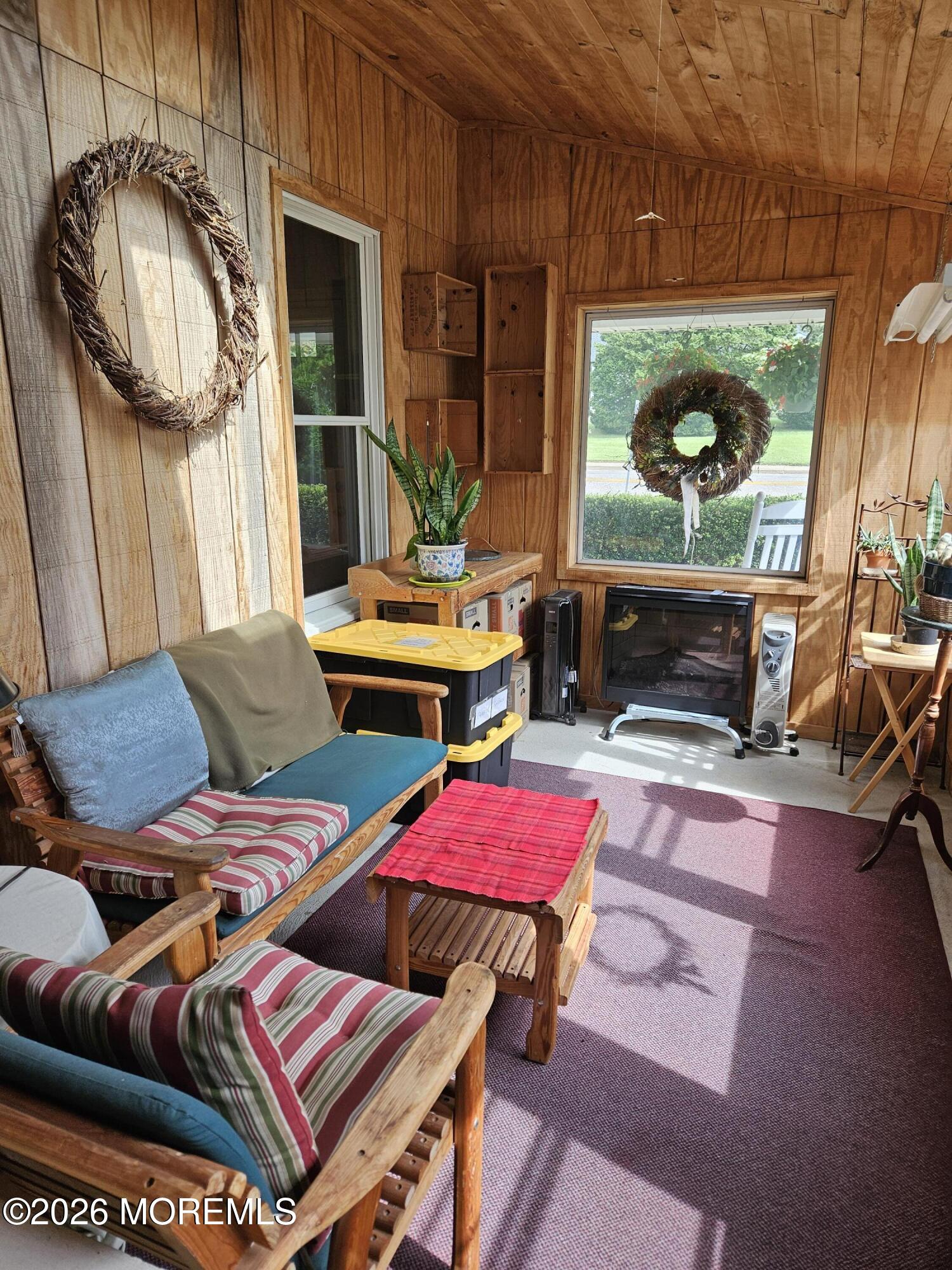 712 Holmdel Road Holmdel, NJ 07733 - Photo 25 of 73 1000053635