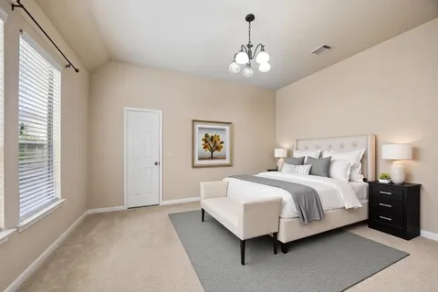 $680,000 | 911 Vaulted Oak Street, Houston, TX 77008