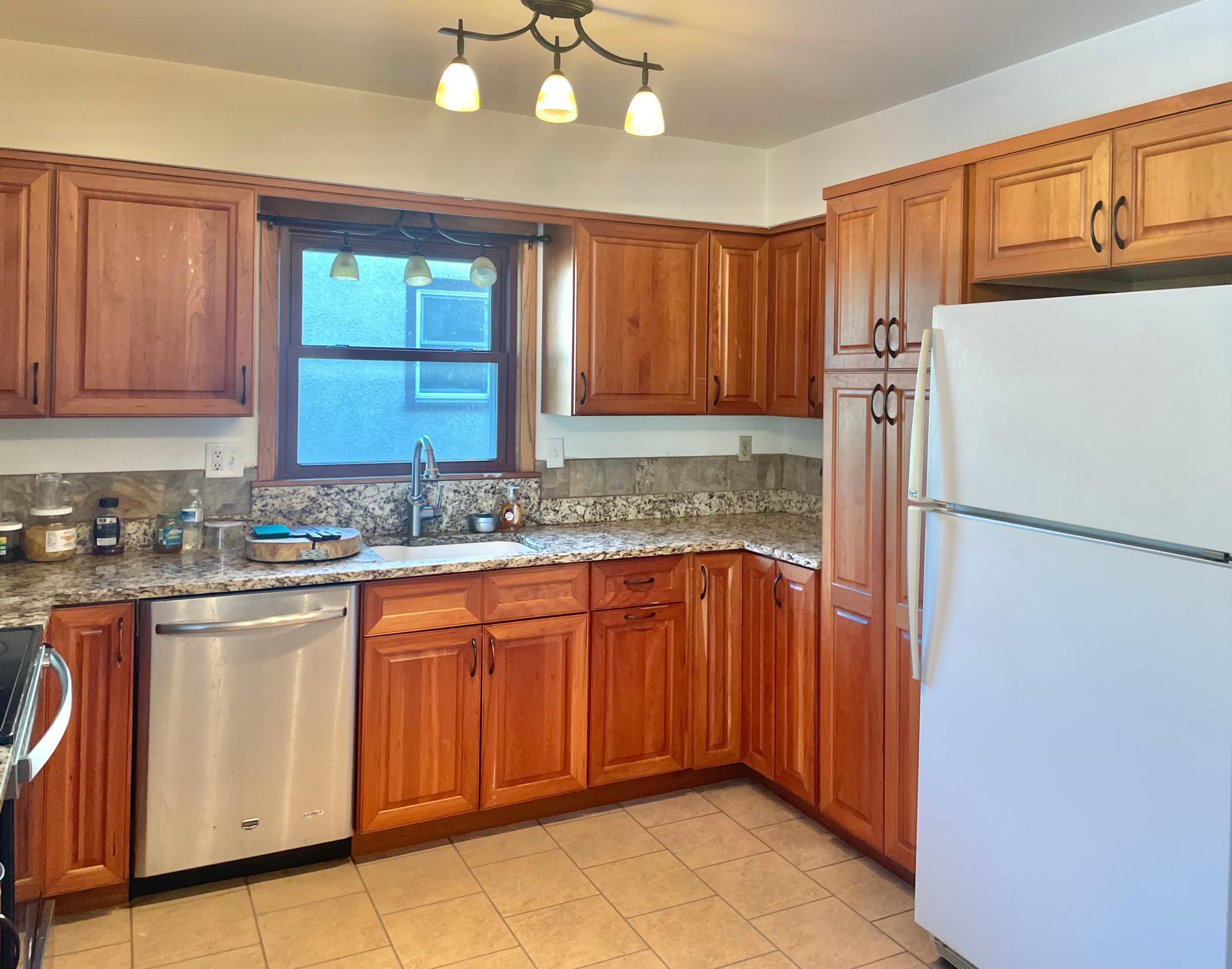 1885 3rd Street East St. Paul, MN 55119 - Photo 4 of 12