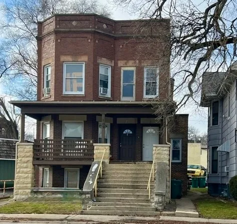 $1,399 | 109 North Center Street, Unit G, Joliet, IL 60435