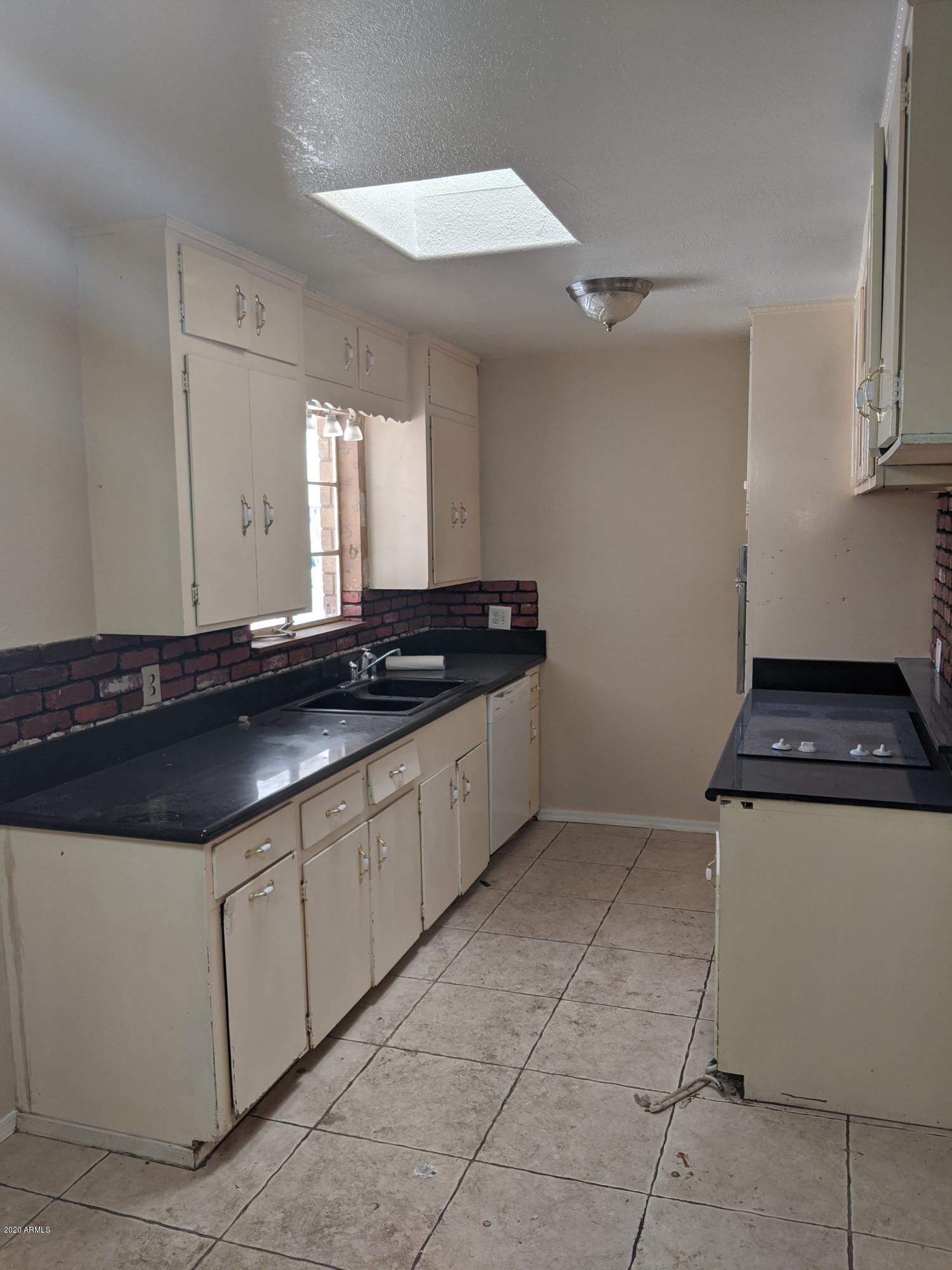 2754 West Ocotillo Road Phoenix, AZ 85017 - Photo 7 of 15 MVIMG_20201006_124031