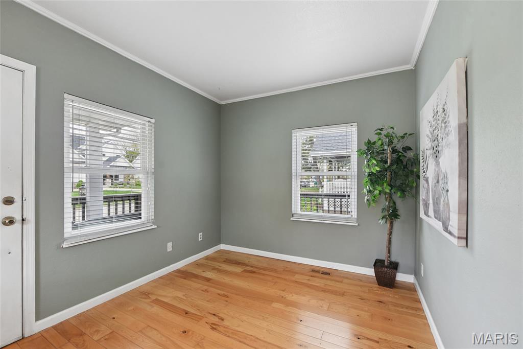 220 Chestnut Avenue Webster Groves, MO 63119 - Photo 5 of 33