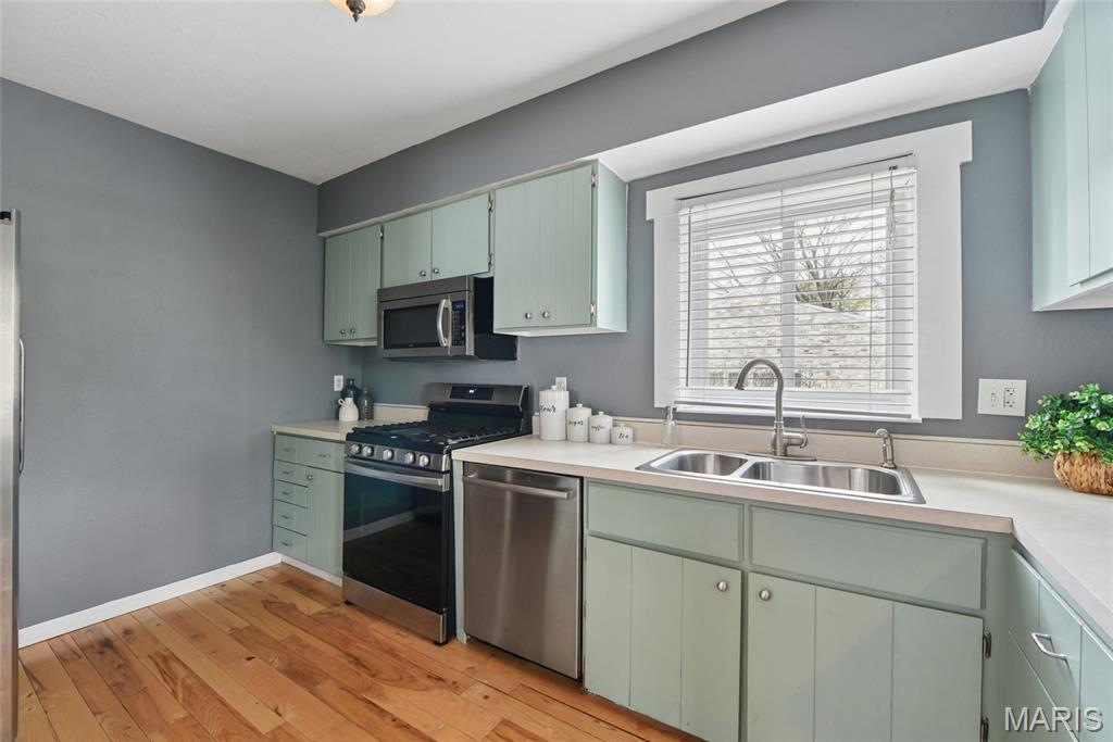 220 Chestnut Avenue Webster Groves, MO 63119 - Photo 9 of 33