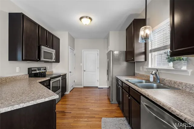 $329,900 | 3136 Bent Water Place, St. Charles, MO 63301