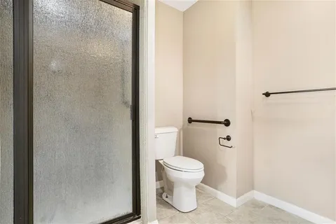 $290,000 | 4948 East St Charles Avenue, Lake Charles, LA 70605