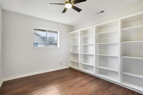 $290,000 | 4948 East St Charles Avenue, Lake Charles, LA 70605