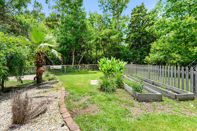 $329,900 | 8327 Kahala Drive, Diamondhead, MS 39525