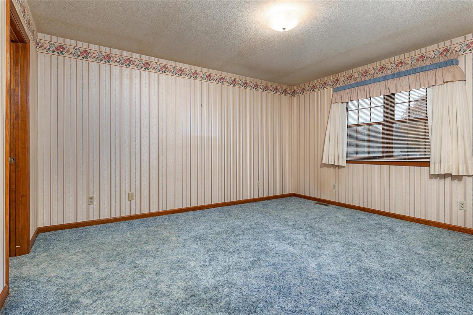26 Ridge Drive Litchfield, IL 62056 - Photo 14 of 22 Gallery Image 14