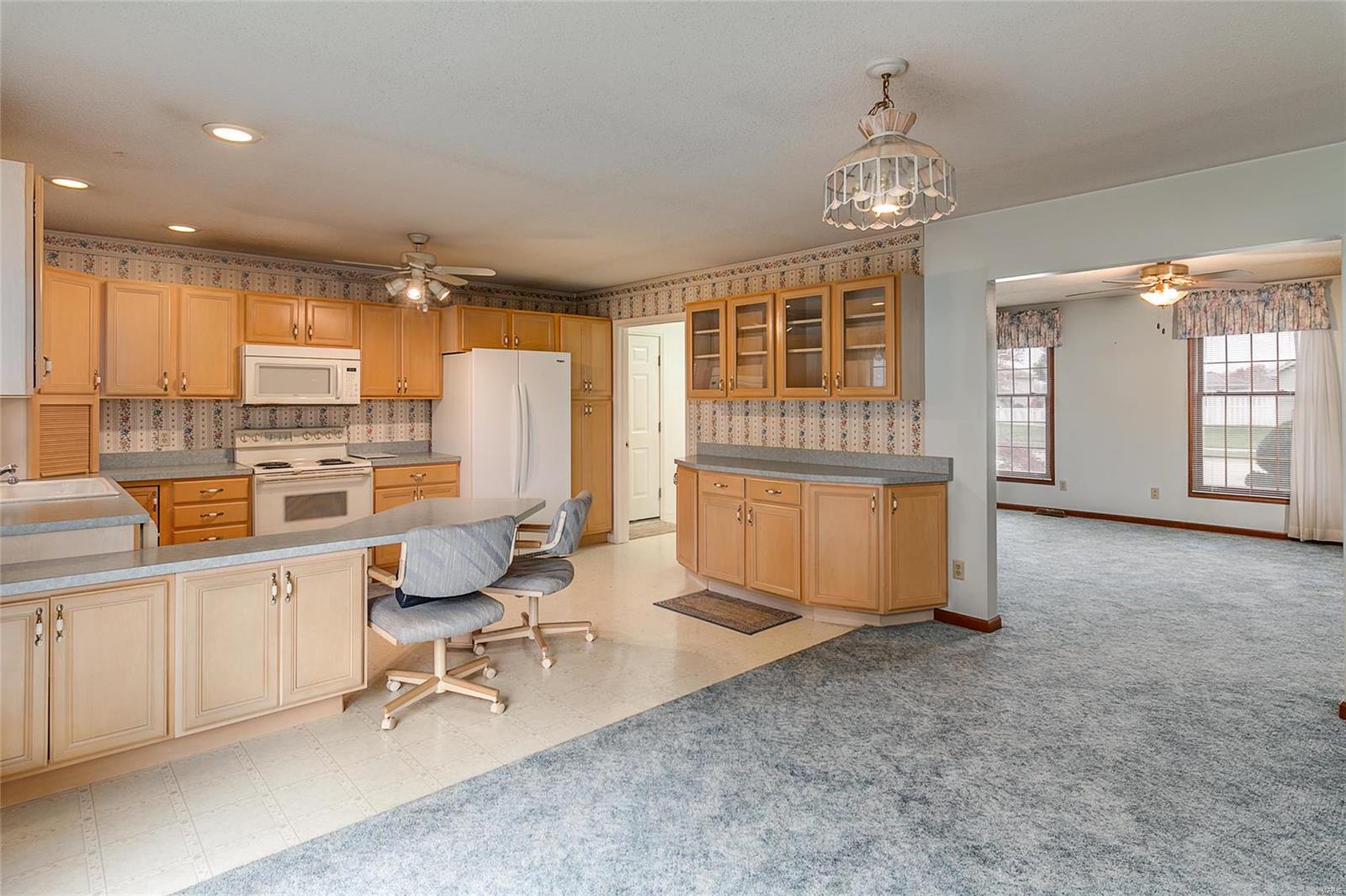 26 Ridge Drive Litchfield, IL 62056 - Photo 10 of 22 Gallery Image 10