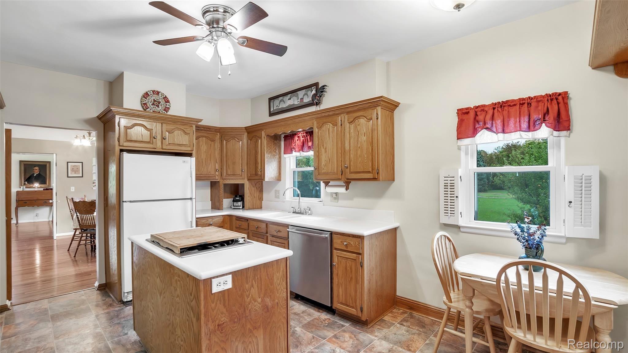 9165 Gd Blanc Road Gaines, MI 48436 - Photo 12 of 46 9165-Grand-Blanc-Rd-Gaines-MI-48436-windowstill-16.jpg